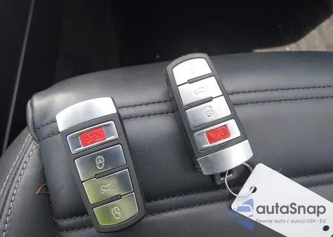 2014 Volkswagen Cc 2.0T Executive from USA, damaged, VIN WVWRP7AN7EE537318